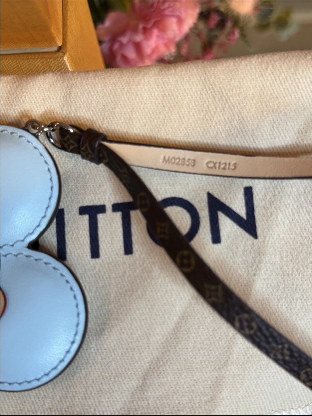 LOUIS VUITTON VIVIENNE BLUE BAG CHARM MADE IN FRANCE 💯AUTHENTIC! - Picture 5 of 7